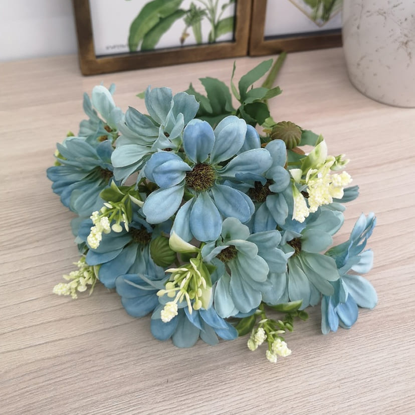 Искусственные цветы в Альметьевске | Цветы искусственные «Ромашки с бутонами», голубые, букет