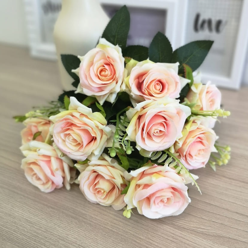 Искусственные цветы в Альметьевске | Цветы искусственные «Розы острые», розовато-молочные, букет